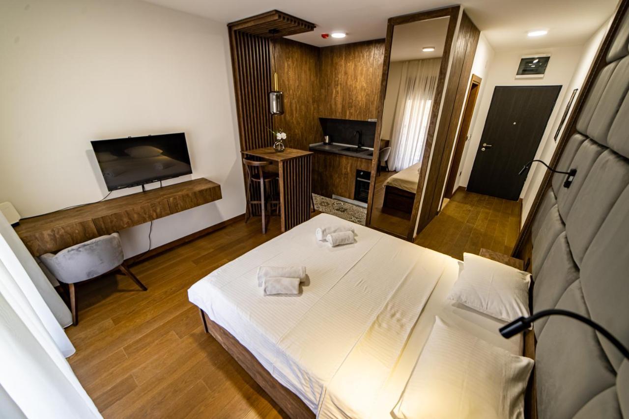 Apartments Tulip Podgorica Ngoại thất bức ảnh