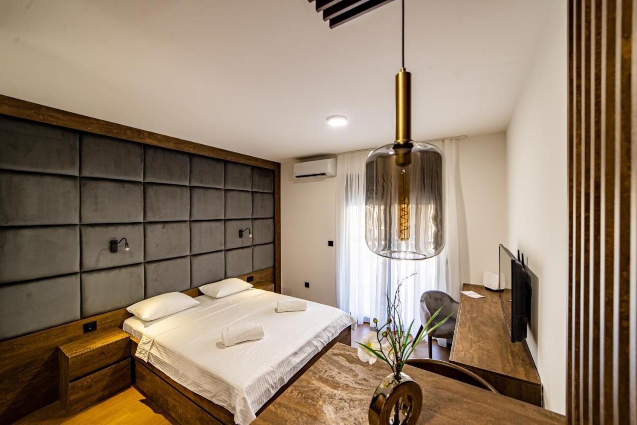 Apartments Tulip Podgorica Ngoại thất bức ảnh