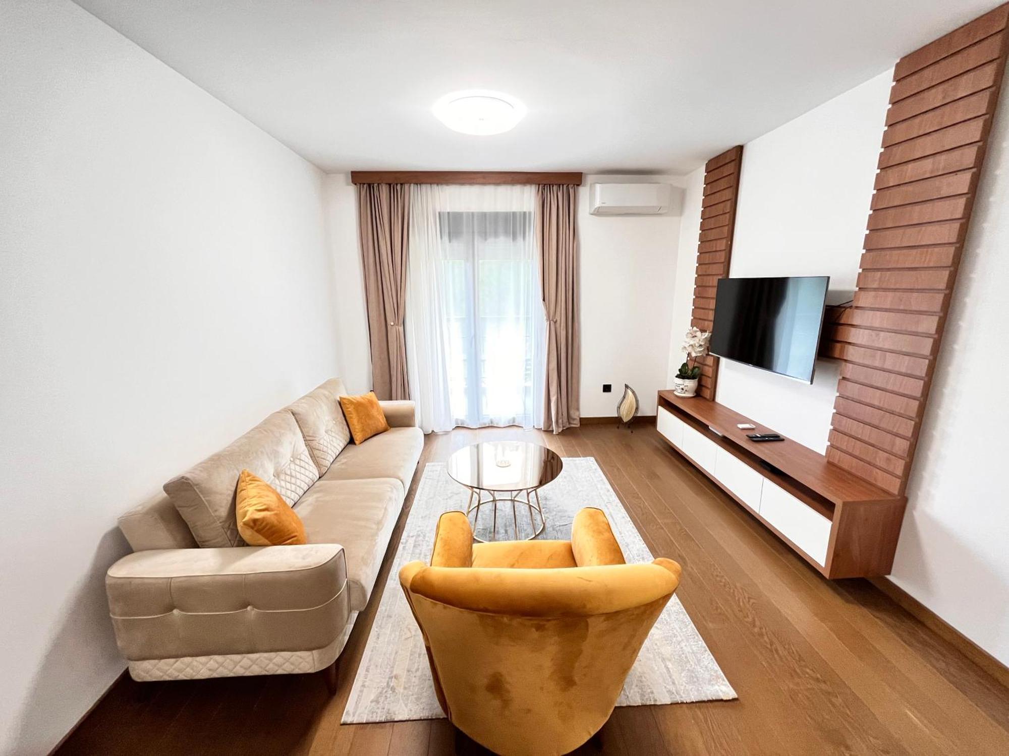Apartments Tulip Podgorica Ngoại thất bức ảnh